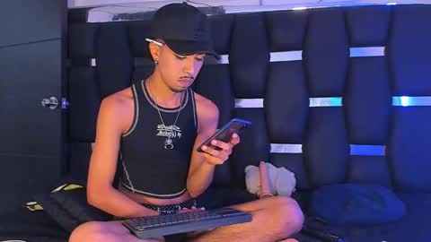 Rayn online show from September 2025 06:20:01 PM