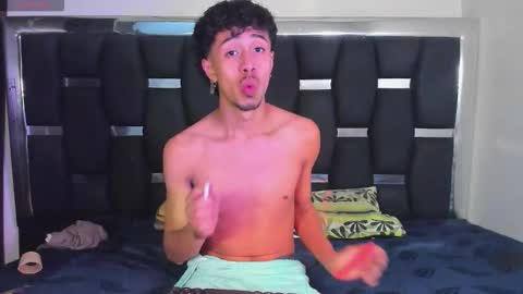 Rayn online show from February 2026 10:32:02 PM