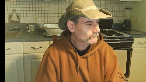 Ray online show from November 2025 06:41:02 PM