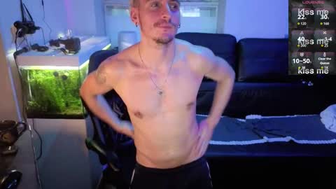 Rayzel online show from February 2026 04:43:02 PM