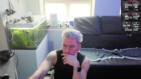 Rayzel online show from February 2026 12:52:01 PM