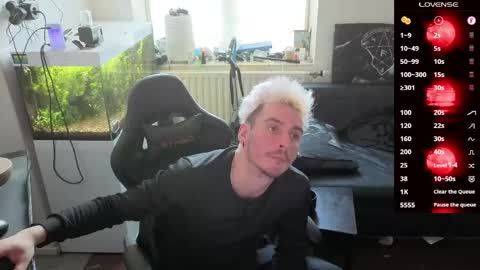 Rayzel online show from April 2026 03:02:02 PM