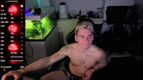 Rayzel online show from April 2026 01:53:01 AM