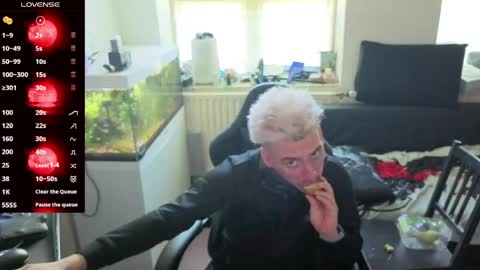 Rayzel online show from April 2026 11:34:01 AM