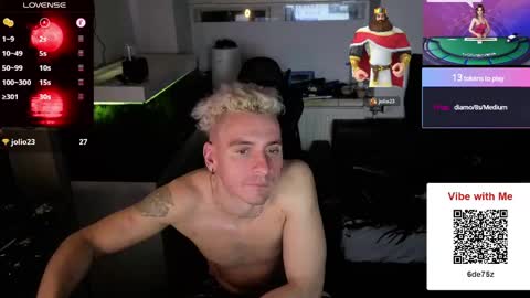 Rayzel White online show from May 2026 01:25:02 AM
