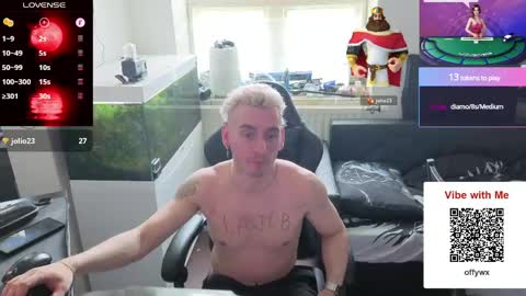 Rayzel White online show from May 2026 01:30:01 PM