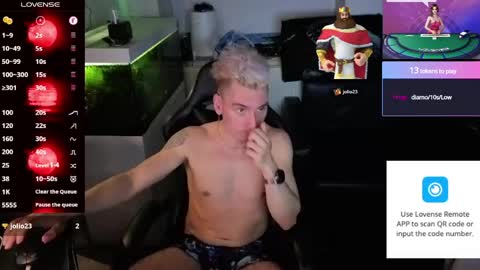 Rayzel White online show from May 2026 10:59:02 PM
