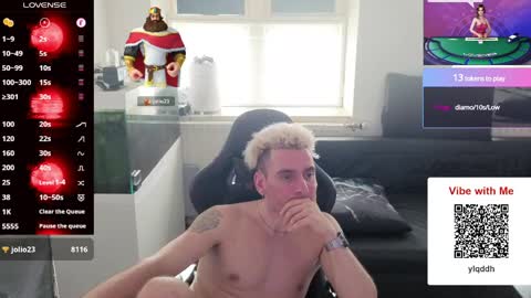 Rayzel White online show from May 2026 05:56:01 AM