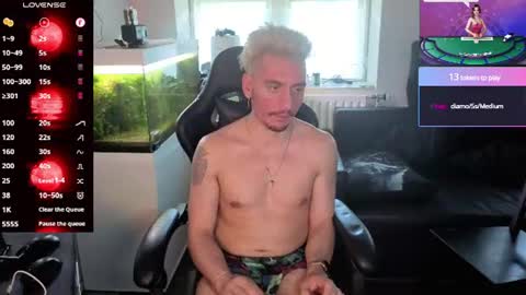 Rayzel White online show from June 2026 05:23:01 PM