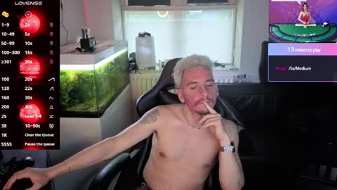 Rayzel White online show from June 2026 06:50:01 PM