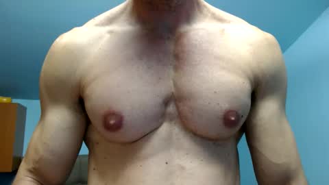 Snapshot of razorramon13 chatting on June 2026 06:52:02 AM razorramon13 online show from June 2026 06:52:02 AM