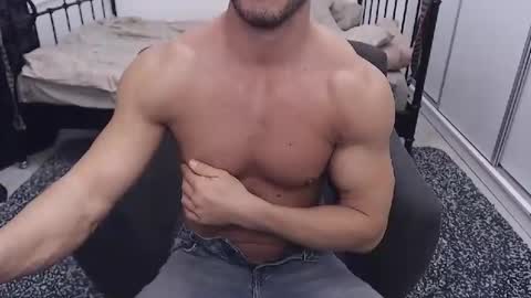 Razvan online show from December 2024 02:28:01 AM