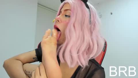 Snapshot of rea_winry chatting on January 2025 04:39:01 AM Rea online show from January 2025 04:39:01 AM