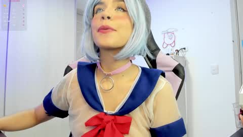 Snapshot of rea_winry chatting on January 2025 06:45:01 AM Rea online show from January 2025 06:45:01 AM