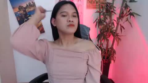 Beth online show from November 2025 07:01:02 PM