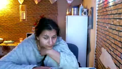 Snapshot of real_coupl3 chatting on April 2026 08:40:02 PM real_coupl3 online show from April 2026 08:40:02 PM