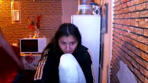 Snapshot of real_coupl3 chatting on April 2026 06:58:01 PM real_coupl3 online show from April 2026 06:58:01 PM