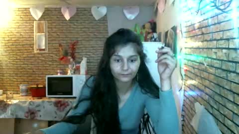 Snapshot of real_coupl3 chatting on May 2026 06:40:01 AM real_coupl3 online show from May 2026 06:40:01 AM