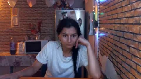 Snapshot of real_coupl3 chatting on May 2026 07:48:02 PM real_coupl3 online show from May 2026 07:48:02 PM