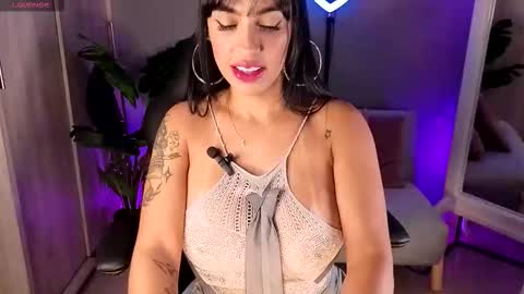 Alina Cruz online show from February 2026 03:03:01 AM