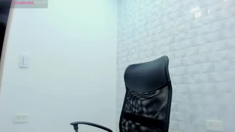 Cattleya Exposito  online show from February 2025 08:09:01 PM