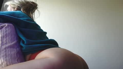 Snapshot of reallilygrace chatting on February 2025 05:27:01 PM Lily Grace online show from February 2025 05:27:01 PM