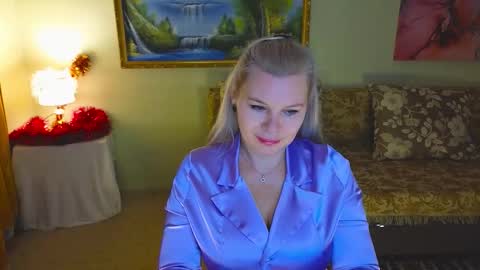 Im a little sick. Ill be back soon. online show from December 2025 02:47:01 PM