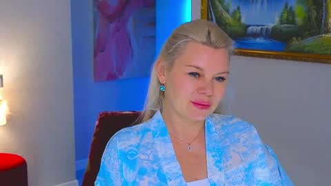 Snapshot of reasonforpassion_ chatting on June 2026 02:12:01 PM Im a little sick. Ill be back soon. online show from June 2026 02:12:01 PM