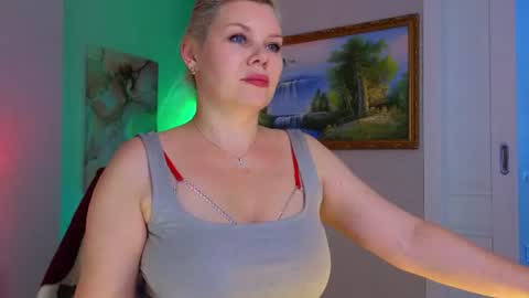 Snapshot of reasonforpassion_ chatting on July 2026 02:24:01 PM Im a little sick. Ill be back soon. online show from July 2026 02:24:01 PM