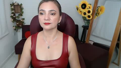 Snapshot of rebeca_milf chatting on June 2026 03:56:01 PM REBECA online show from June 2026 03:56:01 PM