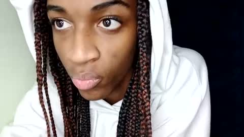 Snapshot of rebecca23278 chatting on July 2026 02:05:17 AM Tu mami Rebecca online show from July 2026 02:05:17 AM