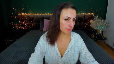 rebecca_diamonds online show from January 2025 08:04:02 AM