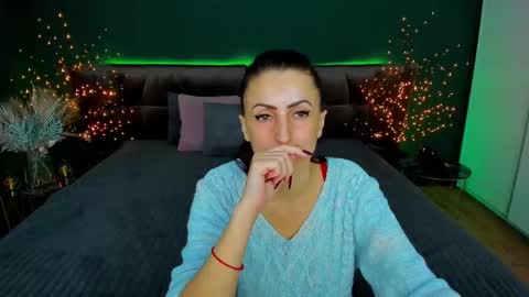 rebecca_diamonds online show from February 2025 09:40:02 AM