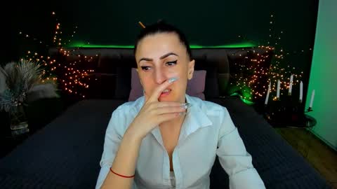 rebecca_diamonds online show from March 2026 07:01:01 AM