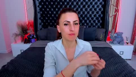 rebecca_diamonds online show from April 2026 12:29:02 PM