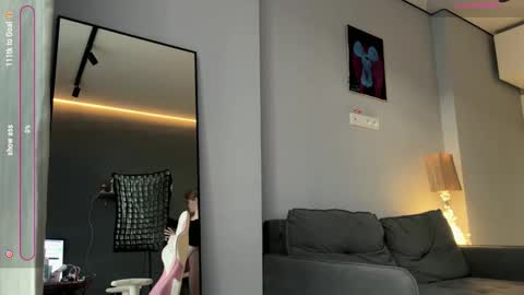 Rebecca Nikson online show from September 2025 03:41:02 AM