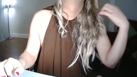 Nadiahorny online show from January 2026 06:55:02 PM