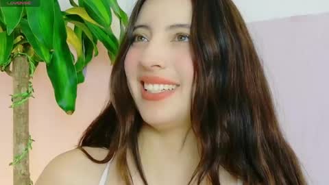 Snapshot of rebeccawhite_meow chatting on June 2026 07:17:02 PM rebeccawhite_meow online show from June 2026 07:17:02 PM