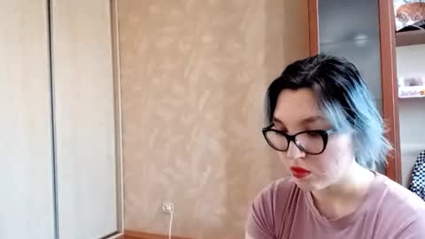 Zoe online show from March 2026 01:03:02 PM