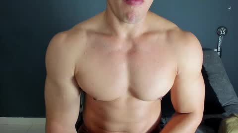 twitter REECET26 instagram RECCETAYLOR online show from October 2025 03:21:02 AM