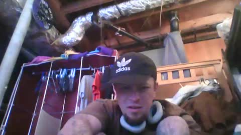 Snapshot of recka810 chatting on February 2025 09:55:01 PM recka810 online show from February 2025 09:55:01 PM