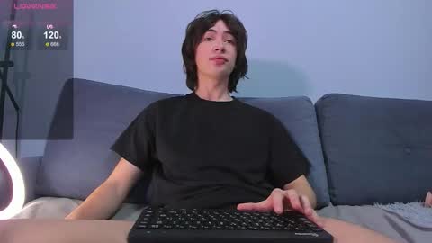 Snapshot of recklessalan chatting on November 2025 04:05:01 AM Alan online show from November 2025 04:05:01 AM