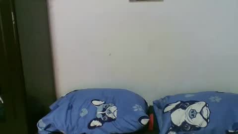 red08fox online show from May 2026 04:02:02 PM