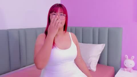 Red  online show from February 2026 03:40:01 AM