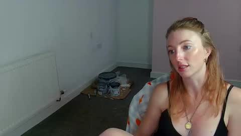 Snapshot of red_firesquirt chatting on June 2026 06:14:01 PM Red - online show from June 2026 06:14:01 PM