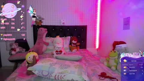 Snapshot of red_girlofficial chatting on January 2025 02:33:01 AM Taliana online show from January 2025 02:33:01 AM