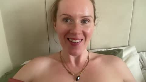 Snapshot of red_head_rosie_69 chatting on September 2025 11:45:02 AM Rosie online show from September 2025 11:45:02 AM