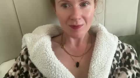 Snapshot of red_head_rosie_69 chatting on September 2025 09:02:01 AM Rosie online show from September 2025 09:02:01 AM