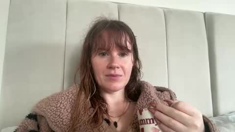 Snapshot of red_head_rosie_69 chatting on October 2025 09:20:01 AM Rosie online show from October 2025 09:20:01 AM