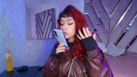 red_pandaa online show from April 2026 03:24:02 AM